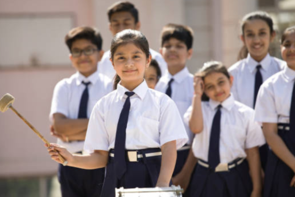 Berita utama rapat sekolah hari ini- 23 Oktober: Berita nasional, olahraga, dan dunia yang dipilih untuk Anda