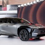 Toyota mengumumkan produksi bZ4X baru di Indonesia