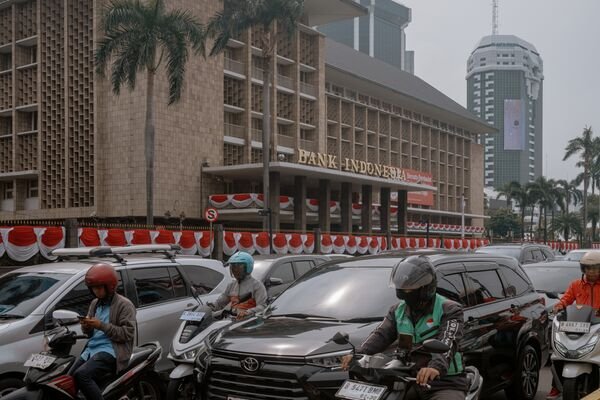 Anggota Parlemen Indonesia Mempertimbangkan Mandat Bank Sentral Baru dan Aturan Pemecatan