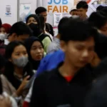 Indonesia memiliki 44 juta anak muda. Sulit sekali mendapatkan pekerjaan untuk mereka