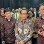 Menteri Kesehatan Indonesia Dorong Produksi Obat Dalam Negeri