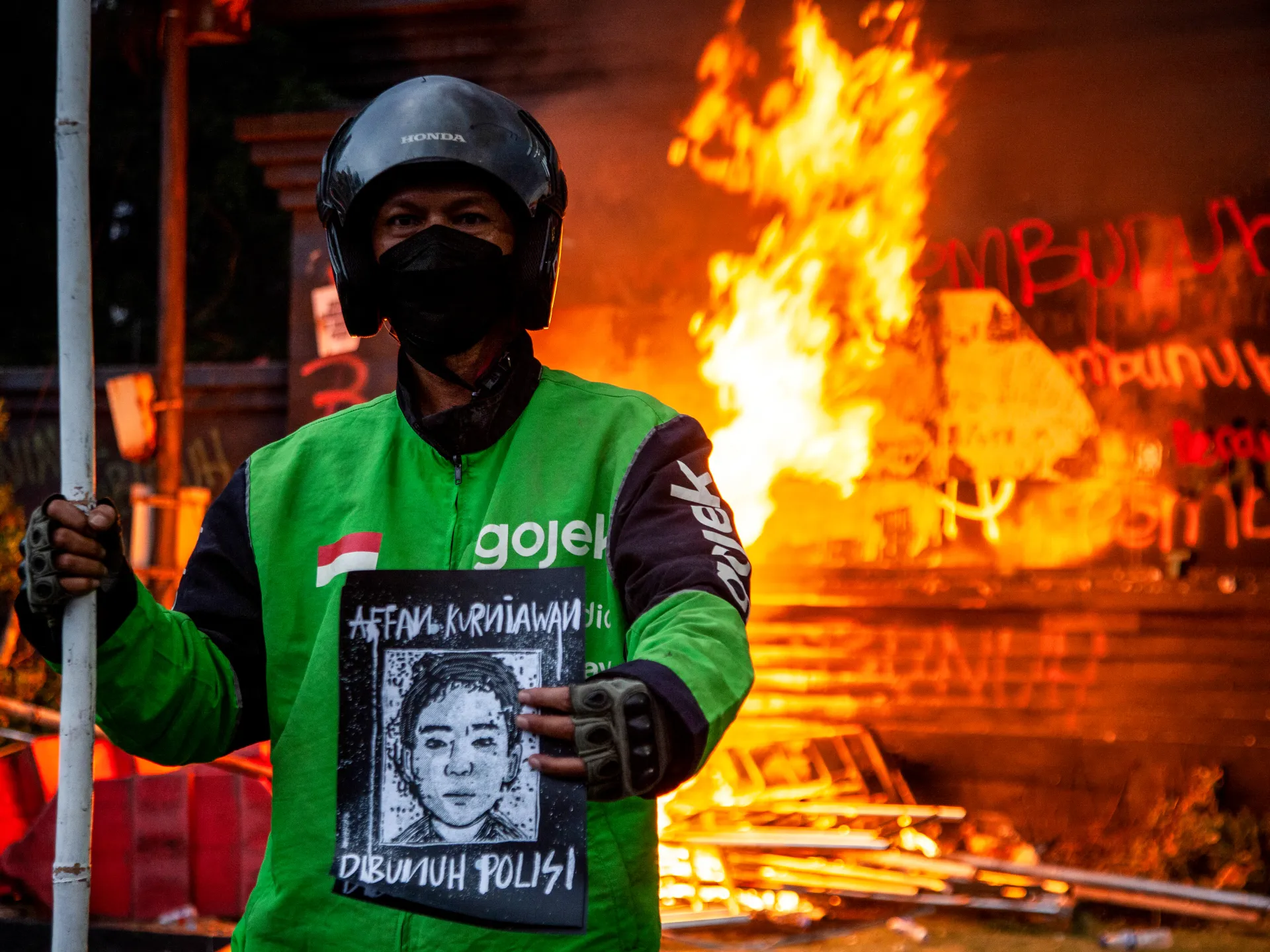 Mengapa demonstrasi anti-pemerintah terjadi di Indonesia?