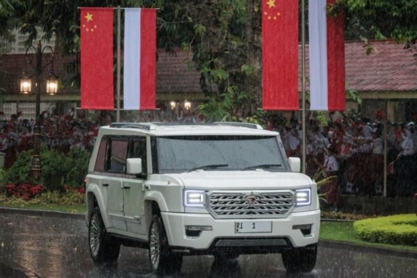 Perjanjian Kerjasama (MoU) telah ditandatangani untuk mobil nasional Indonesia, namun masih ada pertanyaan seputar proyek yang 'ambisius' ini.