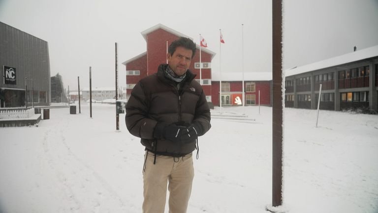 Trump terbaru: Kapal tanker armada bayangan Rusia berlayar melalui Selat dengan nama palsu; China menuduh AS setelah kapal-kapal disita.