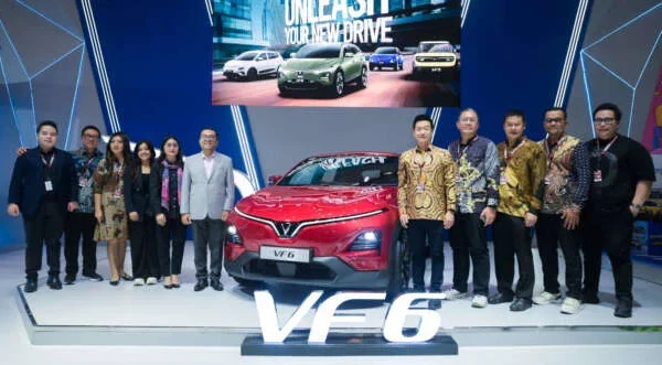 VinFast VF6 memulai debutnya dalam bentuk RHD di Indonesia - SUV EV B-seg dengan jangkauan WLTP hingga 399 km; mulai dari RM103 ribu