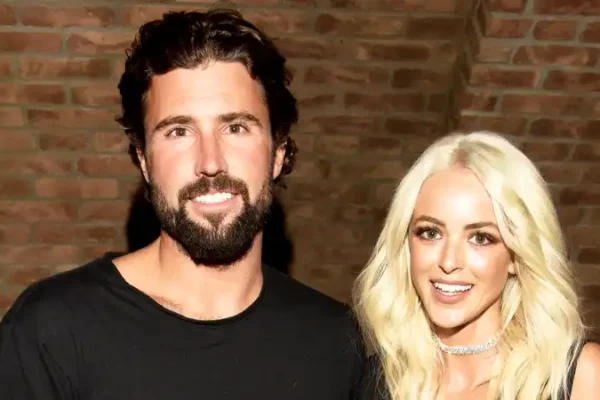 Brody Jenner dari The Hills menikahi Kaitlynn Carter di Indonesia.