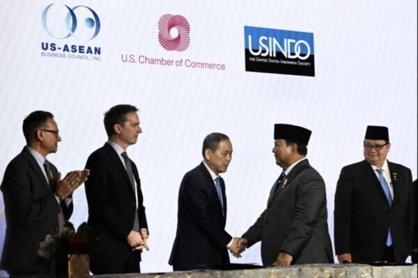 Prabowo menyaksikan penandatanganan MoU senilai US$38,4 miliar antara Amerika Serikat dan Indonesia.