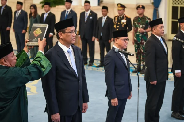 Presiden Indonesia Prabowo mengganti lima menteri setelah protes berdarah.