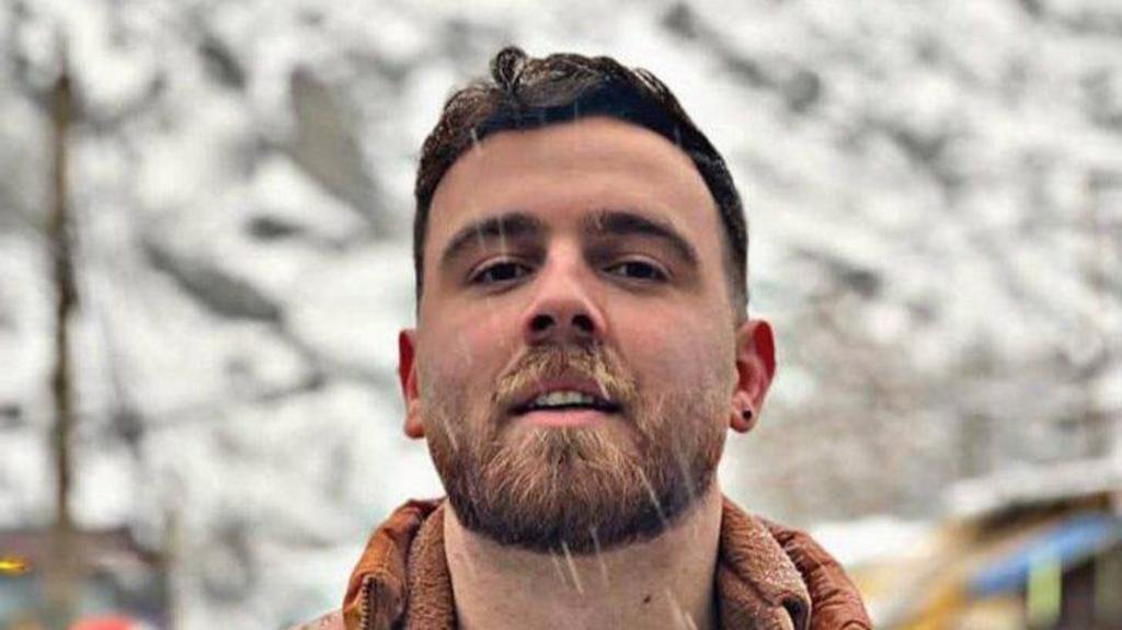 Trump memperingatkan akan mengambil 'tindakan yang sangat tegas' jika Iran mengeksekusi para demonstran.