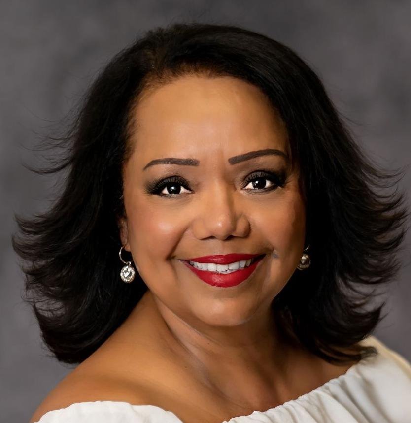 Berkeliling: Doreen Hughes