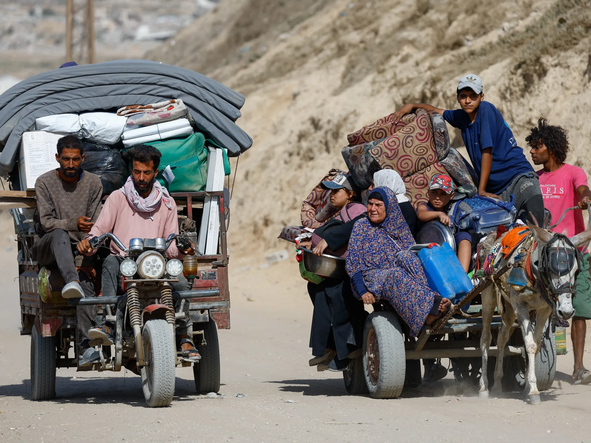 Dunia menanggapi reaksi Hamas terhadap rencana Trump untuk Gaza