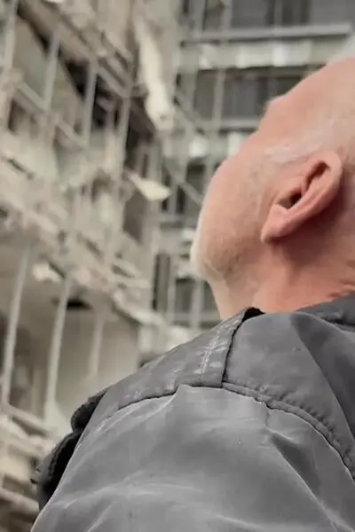 Iran Meningkatkan Serangan Balasan Sementara AS Menandakan Pertempuran Panjang