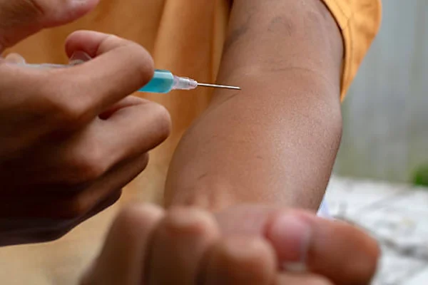 Apakah Anda khawatir dengan meningkatnya kecanduan ‘Blood kick’ di kalangan remaja? Ketahui faktor-faktor risikonya