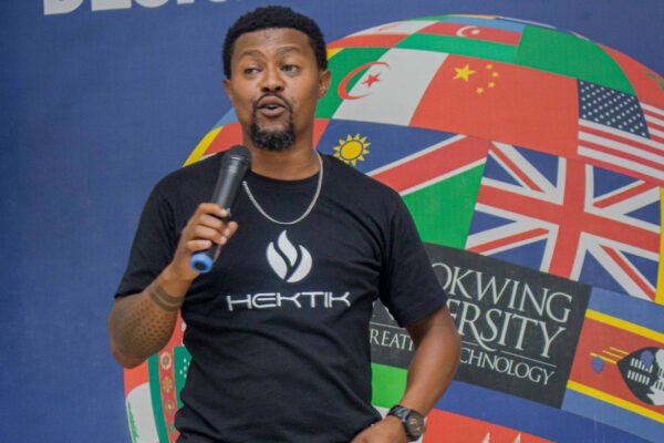 Kagiso Modupe menginspirasi para kreator di Universitas Limkokwing :: Berita Gaya Hidup