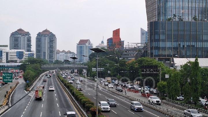 Lembaga-lembaga Internasional Memperkirakan Pertumbuhan Ekonomi Indonesia pada Tahun 2025 Mungkin Turun di Bawah 5%