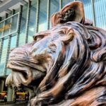 OCBC Dilaporkan Memimpin Penawaran untuk Aset Ritel HSBC HOLDINGS di Indonesia