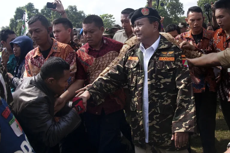 Presiden Baru Indonesia Memiliki Sejarah Berdarah dengan Negara Tetangganya