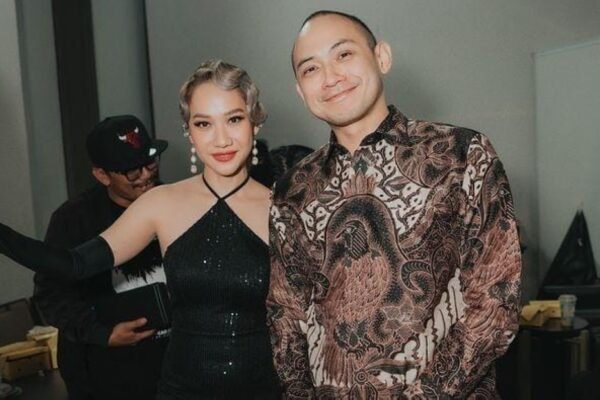 Suami selebriti Indonesia Bunga Citra Lestari dituduh melakukan penggelapan sebesar RM1,7 juta