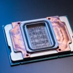 Chip AI semakin panas. Sebuah terobosan dalam bidang mikrofluida diterapkan langsung pada silikon untuk meningkatkan efisiensi pendinginan hingga tiga kali lipat.