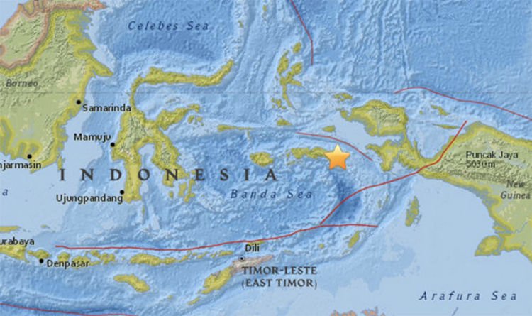 Gempa bumi di Indonesia: Gempa kedua melanda saat Cincin Api dalam status siaga