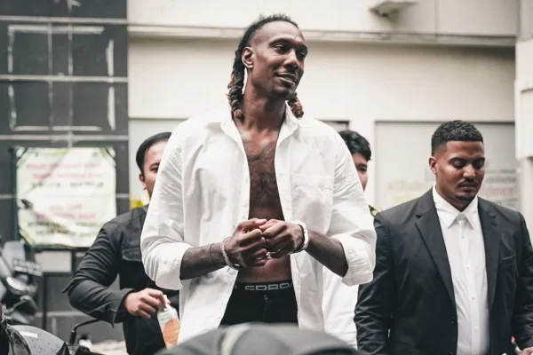 Pemain bola basket Amerika Serikat, Jarred Shaw, berharap terjadi 'keajaiban' di penjara Indonesia seiring memburuknya kondisi kesehatannya