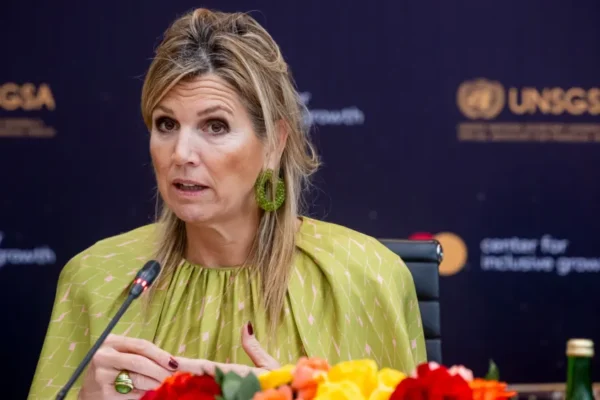 Ratu Maxima Memilih Gaun Hijau Karya Natan untuk Kunjungan ke Indonesia