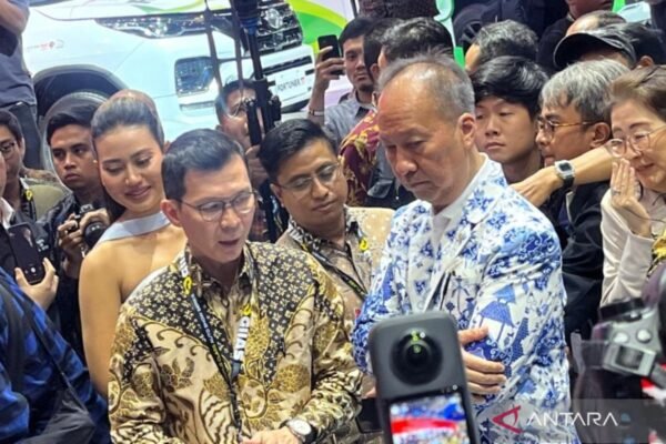 Indonesia mendorong penerapan semua teknologi otomotif untuk mengurangi emisi