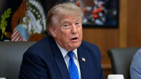 Trump mengatakan ia akan membatalkan serangan terhadap Iran asalkan kesepakatan dapat dicapai 'secepatnya'